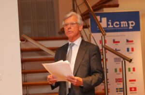 Imagen de Ambassador Knut Vollebæk,<br>Ex Ministro de Asuntos Exteriores de Noruega, Presidente