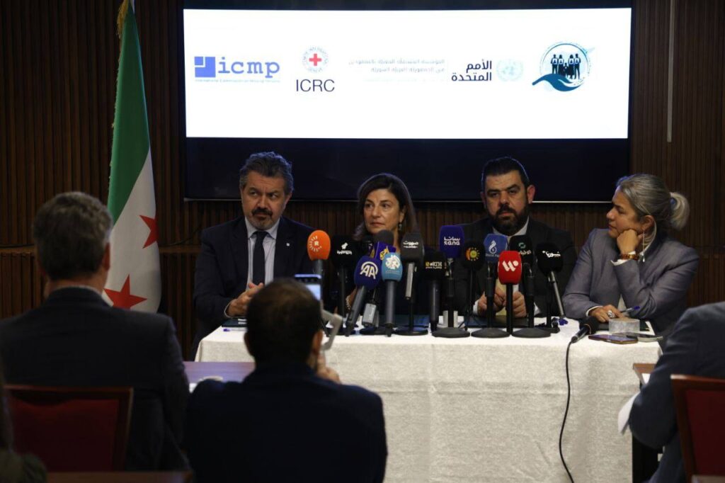 زيارة اللجنة الدولية لشؤون المفقودين إلى دمشق تعزز التعاون بشأن قضية المفقودين في سوريا